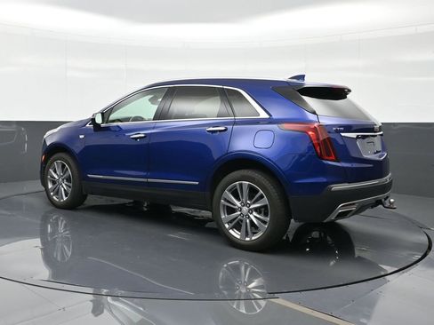 Certified 2023 Cadillac XT5 Premium Luxury w/ Technology Package FWD image 2