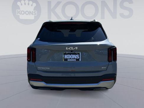New 2026 Kia Sorento S AWD/4WD image 10