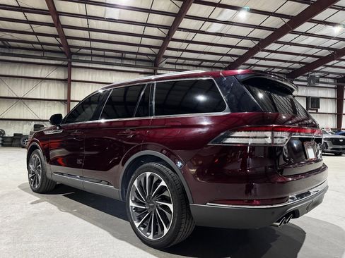 Used 2020 Lincoln Aviator Reserve w/ Equipment Group 202A image 6