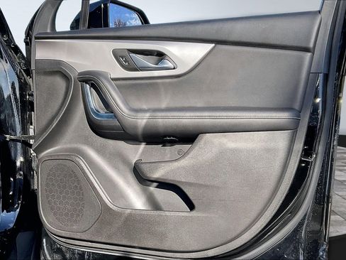 Used 2024 Chevrolet Blazer LT w/ Convenience Package image 17