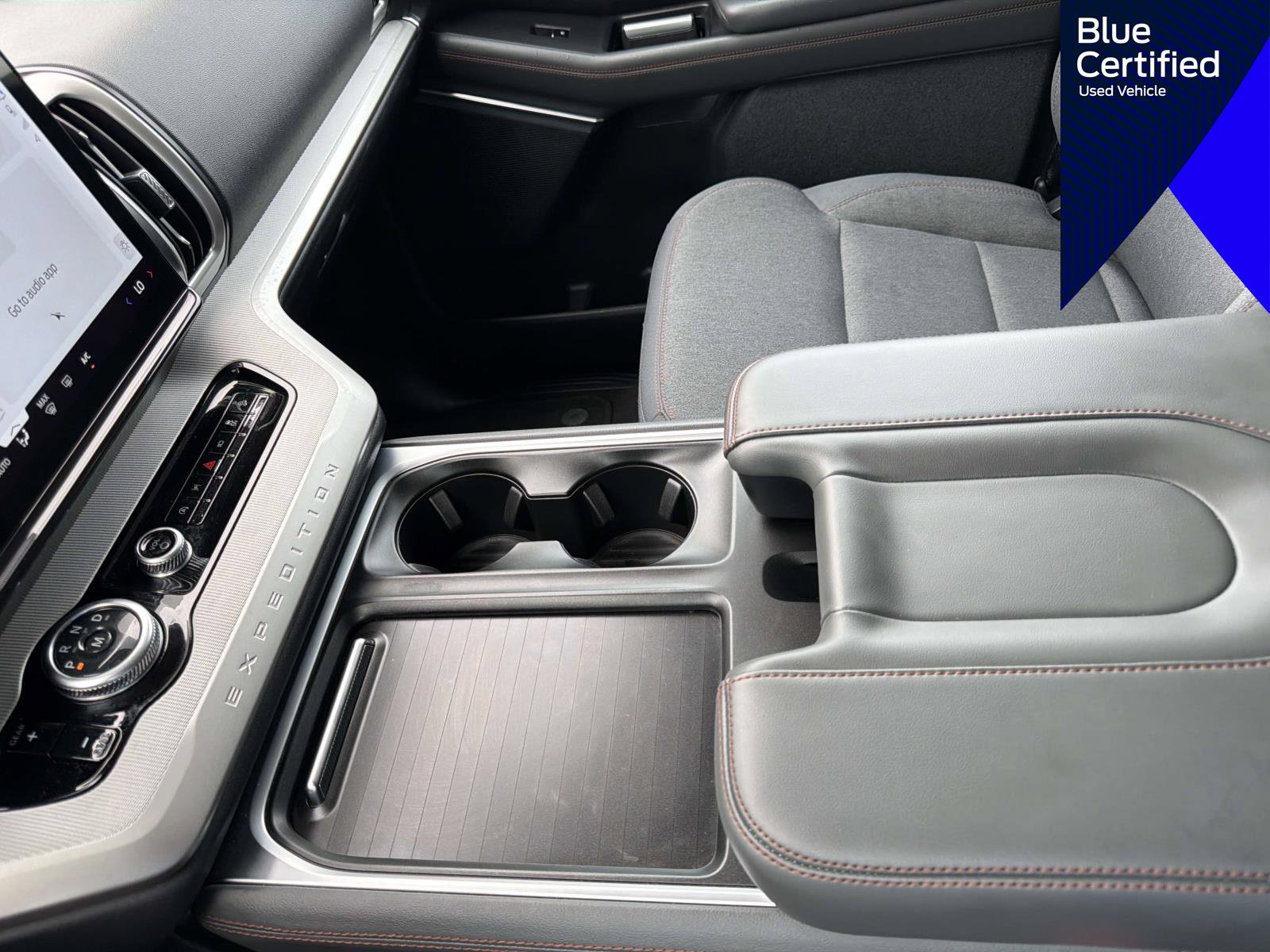 Certified 2025 Ford Expedition Active AWD/4WD image 36