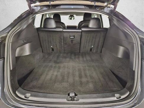 Used 2021 Tesla Model Y Long Range image 6