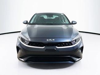 Used 2023 Kia Forte LXS video 3