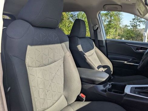 Certified 2024 Toyota RAV4 XLE FWD image 34