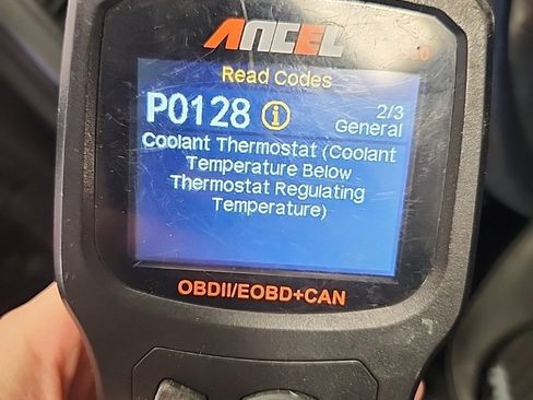 Used 2021 Ford EcoSport Titanium image 6