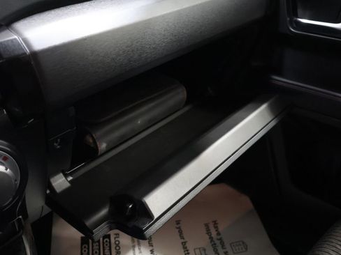 Used 2018 Toyota 4Runner TRD Off-Road image 29