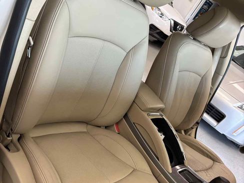 Used 2010 Buick LaCrosse CXL w/ Luxury Package image 21