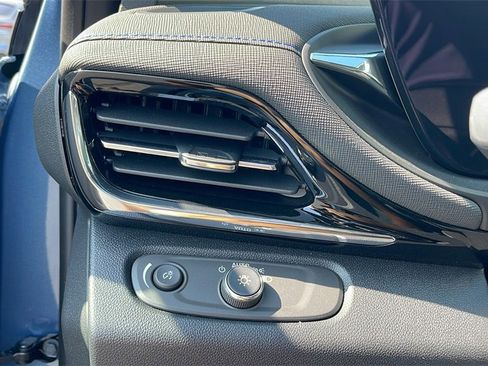 New 2025 Buick Envista Sport Touring w/ Convenience I Package image 24