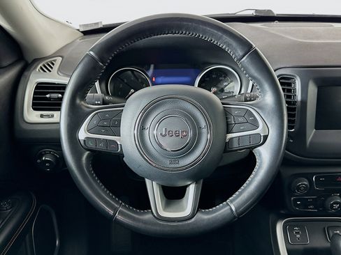 Used 2019 Jeep Compass Latitude w/ Popular Equipment Group image 17