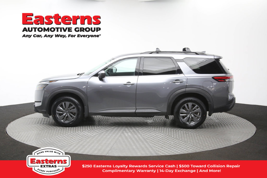 Used 2023 Nissan Pathfinder SV w/ SV Premium Package AWD/4WD image 65