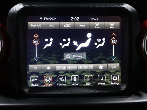 Certified 2023 Jeep Wrangler Unlimited Rubicon w/ Cold Weather Group image 31