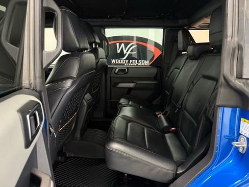 Used 2022 Ford Bronco Badlands w/ Sasquatch Package AWD/4WD image 14