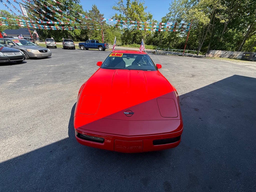 Used 1995 Chevrolet Corvette Coupe RWD image 4