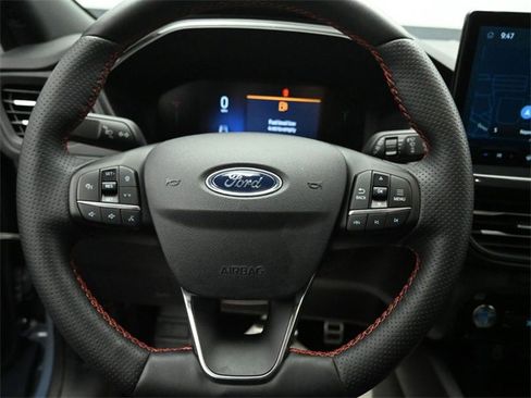 Used 2024 Ford Escape ST-Line w/ Tech Pack #1 image 16