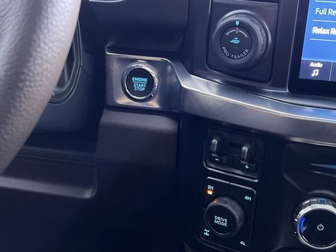 New 2025 Ford F250 King Ranch w/ Chrome Package image 28