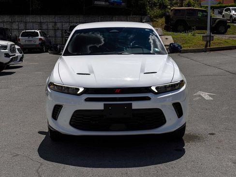 Used 2024 Dodge Hornet R/T w/ Tech Pack w/o Parking AWD/4WD image 2