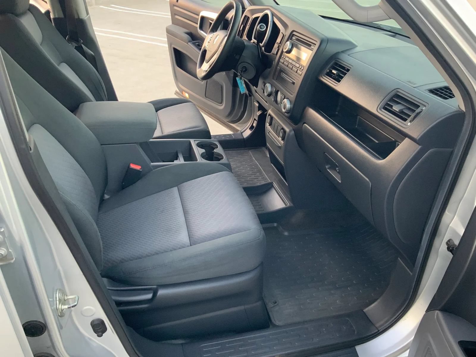 Used 2006 Honda Ridgeline RTS image 25