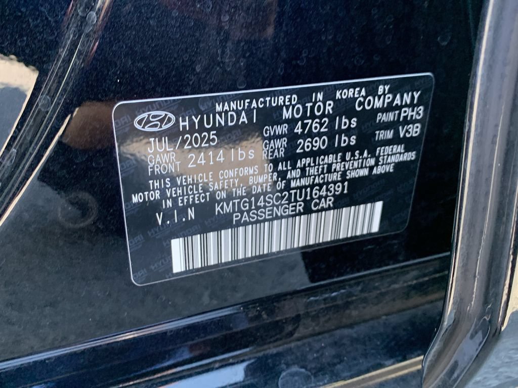Certified 2026 Genesis G70 2.5T RWD image 39