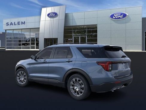 New 2026 Ford Explorer Active AWD/4WD image 5