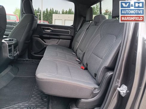 Used 2022 RAM 1500 Big Horn AWD/4WD image 31