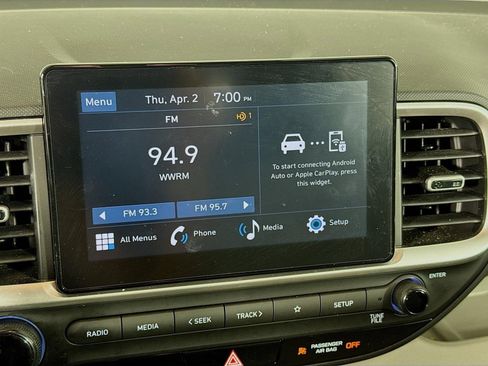 Certified 2023 Hyundai Venue SEL image 15