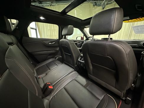 Certified 2023 Chevrolet Blazer Premier w/ Driver Confidence II Package FWD image 19