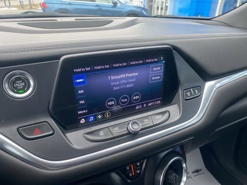 Used 2019 Chevrolet Blazer LT image 12