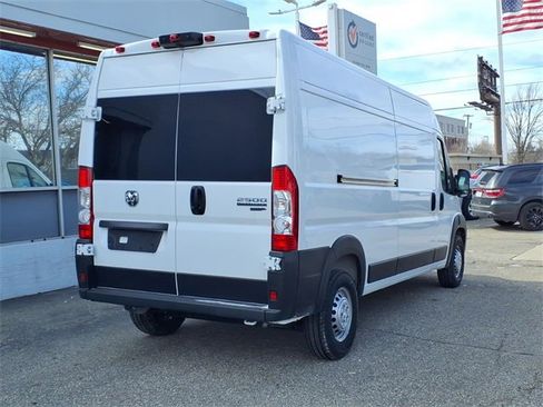 Used 2024 RAM ProMaster 2500 image 5
