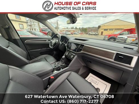 Used 2018 Volkswagen Atlas SEL image 34