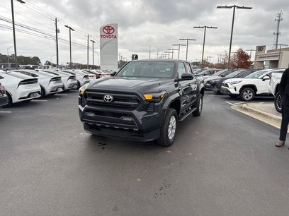 New 2025 Toyota Tacoma SR5
