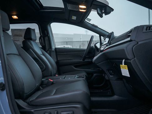 New 2026 Honda Odyssey Sport-L image 11