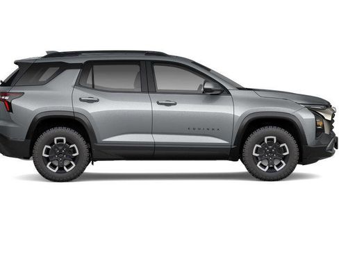 New 2026 Chevrolet Equinox ACTIV image 5