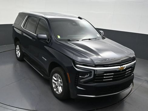 Used 2025 Chevrolet Tahoe LS RWD image 23