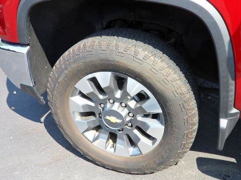 Used 2024 Chevrolet Silverado 2500 LT w/ All Star Edition RWD image 32