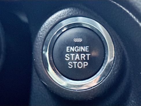 Used 2019 Subaru Ascent Limited image 20