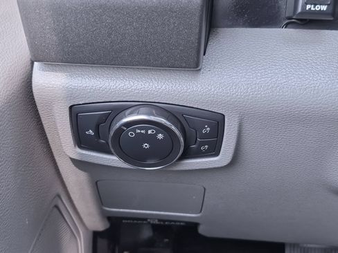 Used 2019 Ford F250 XL w/ Snow Plow Prep Package AWD/4WD image 24