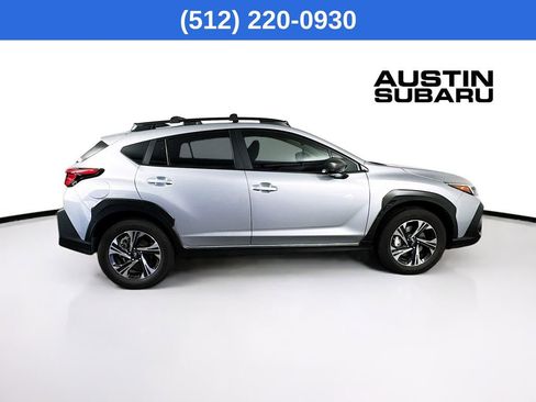 Used 2024 Subaru Crosstrek 2.0i Premium image 9