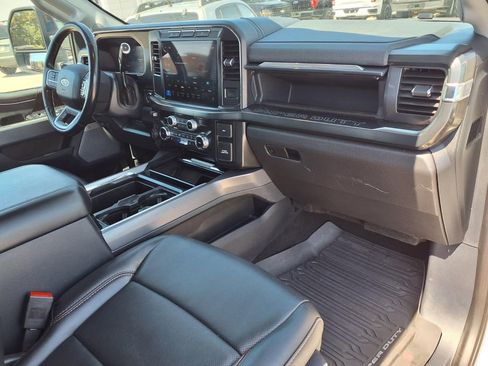 Used 2024 Ford F450 Lariat w/ Camper Package AWD/4WD image 12
