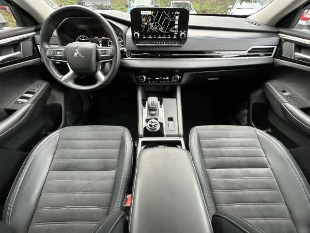 Used 2024 Mitsubishi Outlander SE AWD/4WD image 20