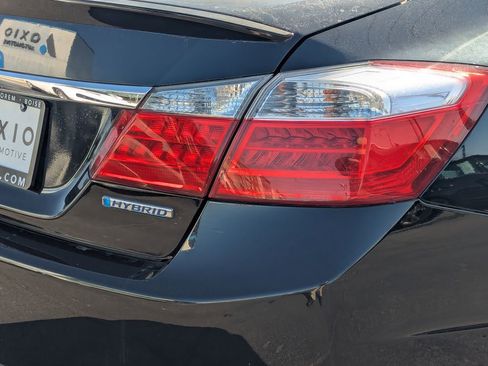 Used 2014 Honda Accord Hybrid Sedan image 5