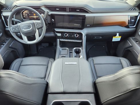 New 2026 GMC Sierra 2500 Denali AWD/4WD image 10