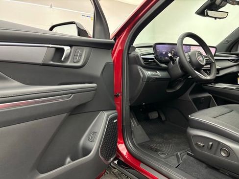 New 2026 Buick Enclave Sport Touring w/ Power Package FWD image 17
