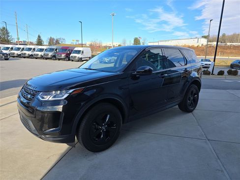 Used 2023 Land Rover Discovery Sport S image 10