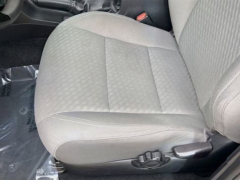 Used 2022 Toyota Tacoma SR image 18