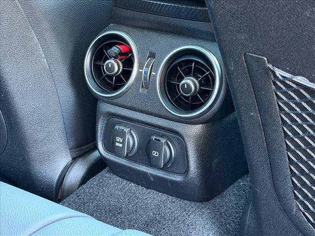 Used 2023 Kia Stinger GT-Line w/ Sun & Sound Package AWD/4WD image 12