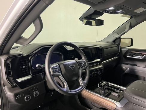 Used 2026 Chevrolet Silverado 1500 LT w/ Texas Edition Plus image 4
