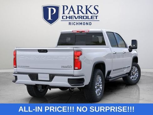 New 2026 Chevrolet Silverado 2500 High Country w/ High Country Premium Package AWD/4WD image 7