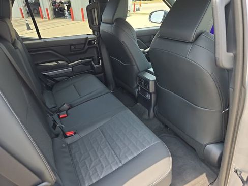 New 2025 Toyota 4Runner TRD Off-Road Premium image 11