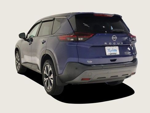 Used 2022 Nissan Rogue SV image 8
