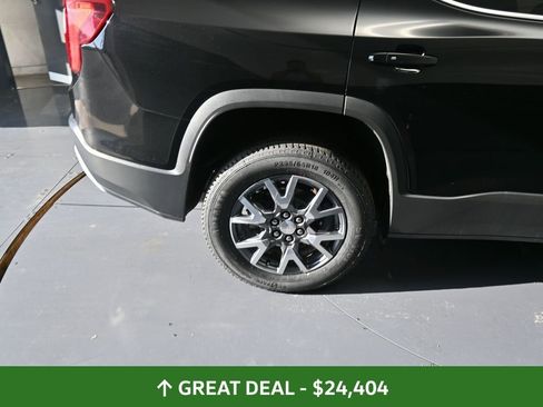 Used 2023 GMC Acadia SLT image 25